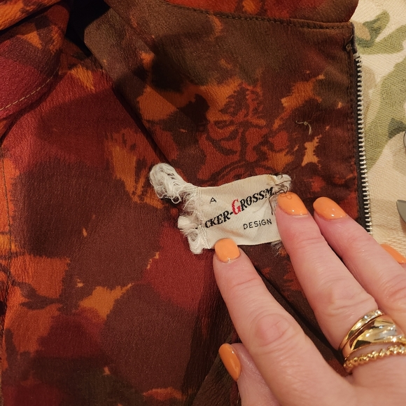 Vintage Shirtwaist Dress Fit and Flare Size Small Floral Design - Picture 7 of 13